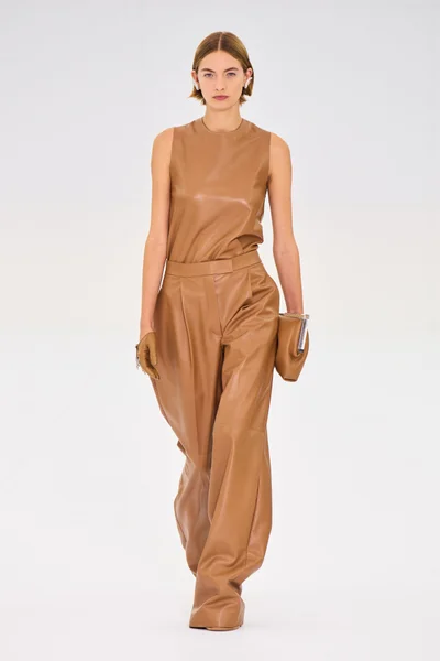 Look 4